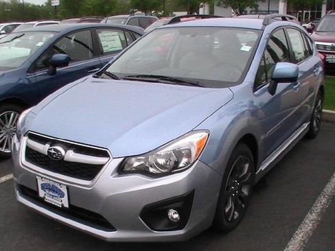 Used 2012 Subaru Impreza 2.0i Sport Limited image 1