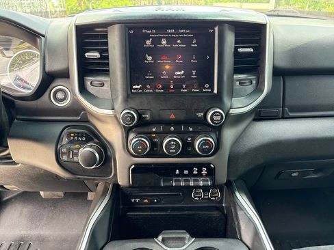 Used 2019 RAM 1500 Big Horn AWD/4WD image 30