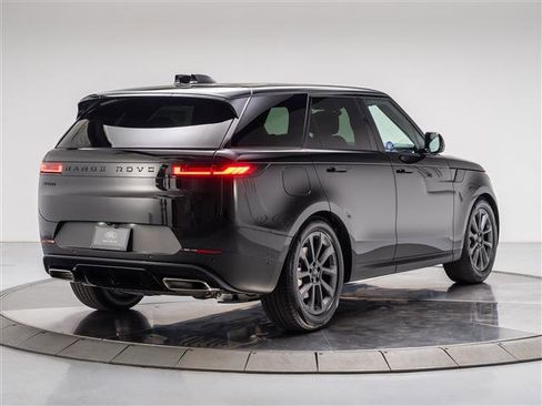 New 2026 Land Rover Range Rover Sport SE image 5