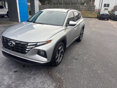 Used 2023 Hyundai Tucson SEL w/ Convenience Package image 2