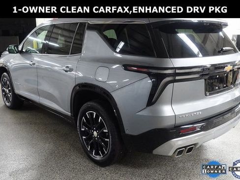 Used 2024 Chevrolet Traverse RS image 5