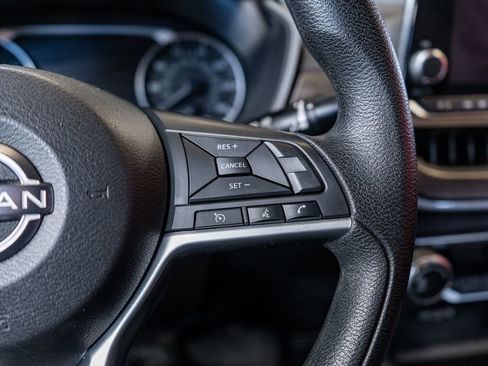 Used 2023 Nissan Altima 2.5 SV image 22