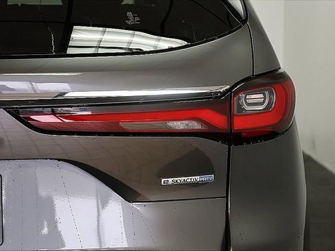 New 2026 MAZDA CX-90 Plug-In Hybrid w/ Preferred image 12