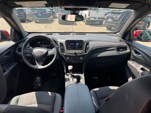 Used 2022 Chevrolet Equinox RS w/ Infotainment Package AWD/4WD image 9