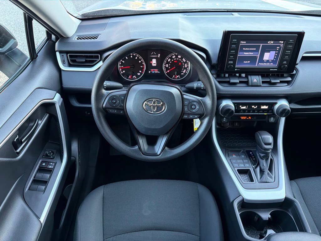 Used 2021 Toyota RAV4 LE AWD/4WD image 22