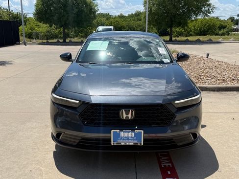 Used 2025 Honda Accord SE image 8