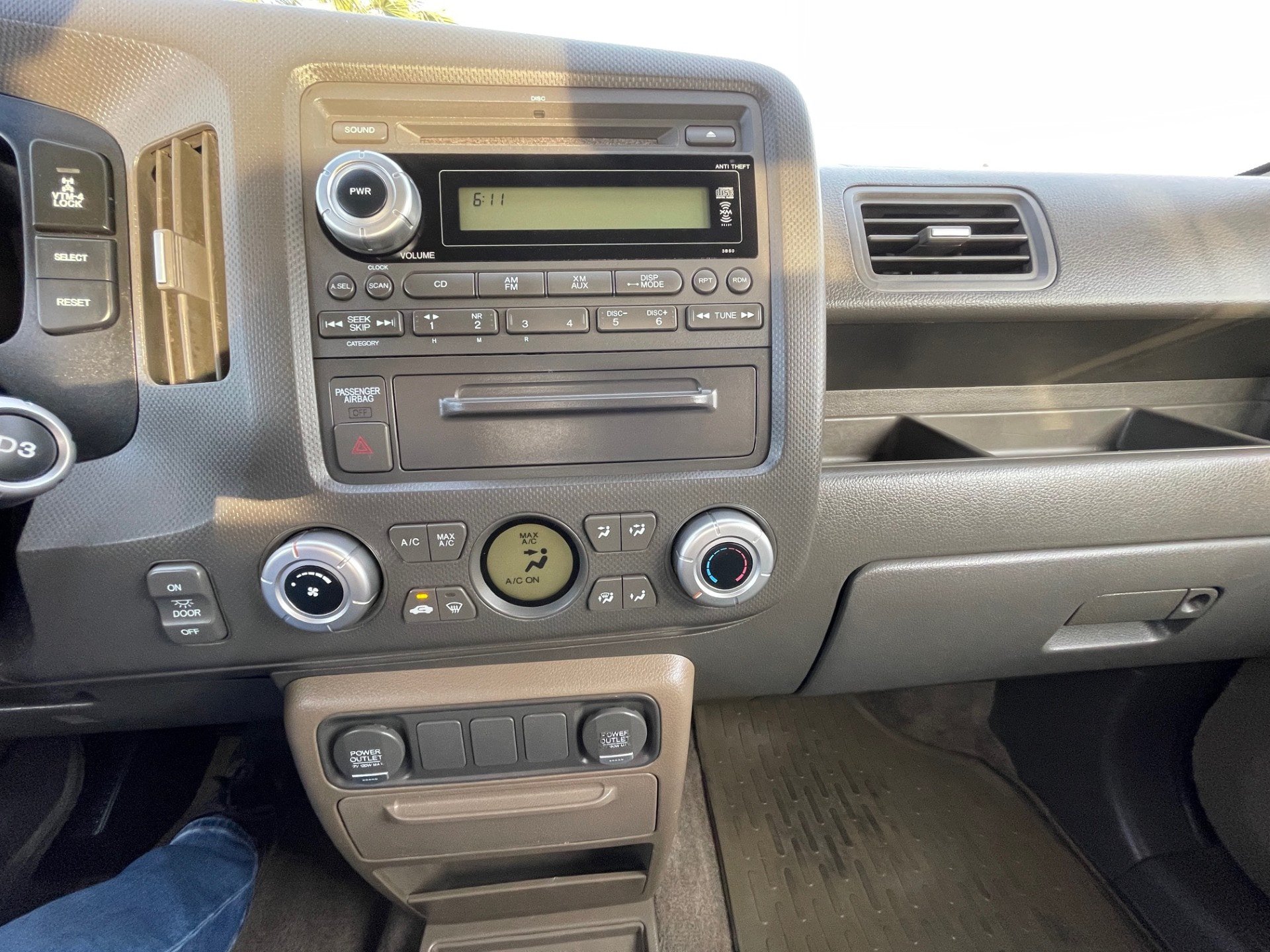 Used 2007 Honda Ridgeline RT image 16