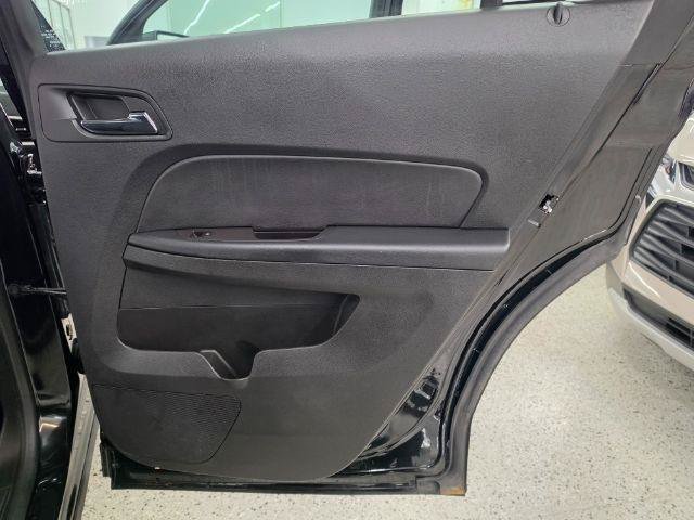 Used 2015 Chevrolet Equinox LS FWD image 27
