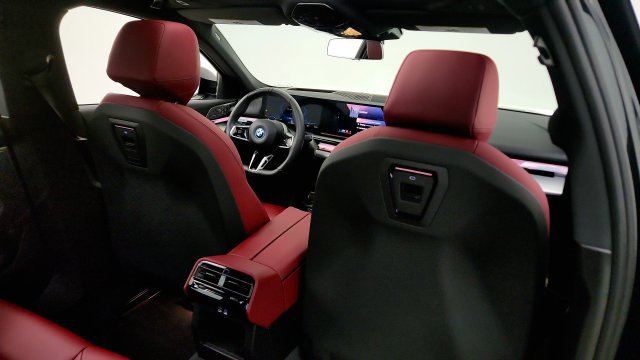 Used 2027 BMW i5 eDrive40 w/ M Sport Package RWD image 44