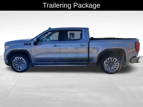 Used 2024 GMC Sierra 1500 Denali Ultimate image 3