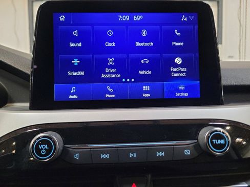 Used 2022 Ford Escape SE AWD/4WD image 25