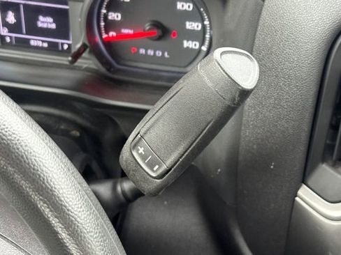 Used 2025 Chevrolet Silverado 1500 W/T image 28