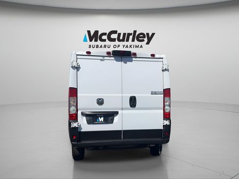 Used 2025 RAM ProMaster 2500 w/ Convenience Group FWD image 5