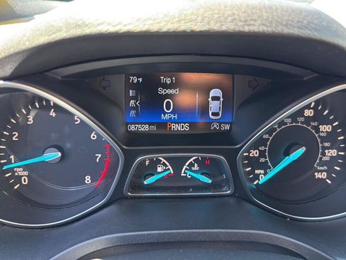 Used 2017 Ford Escape SE AWD/4WD image 15