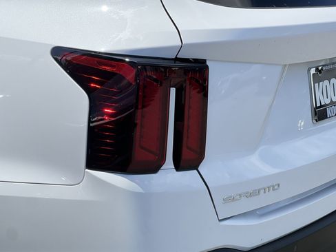New 2026 Kia Sorento S w/ S Panoramic Sunroof Package FWD image 14