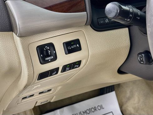 Used 2014 Lexus LS 460 AWD w/ Comfort Package image 10