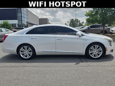 Used 2018 Cadillac XTS Luxury FWD image 8