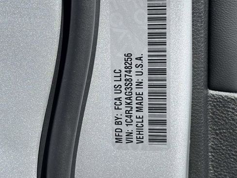 New 2025 Jeep Grand Cherokee L Laredo w/ Luxury Tech Group I AWD/4WD image 26