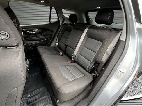 Used 2024 GMC Terrain SLE AWD/4WD image 21