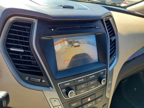Used 2017 Hyundai Santa Fe Sport image 22