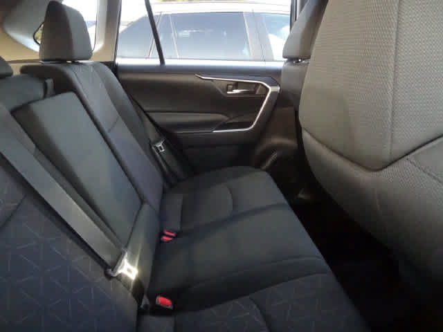 Used 2024 Toyota RAV4 XLE FWD image 11