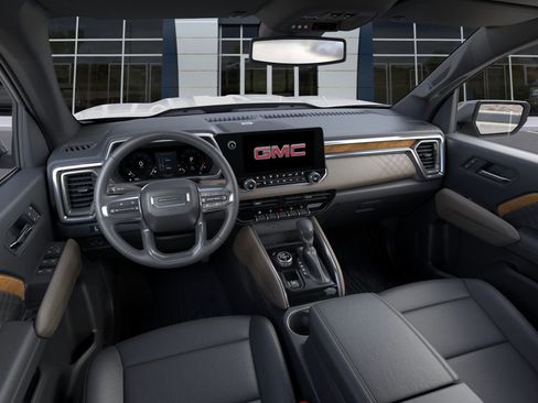 New 2026 GMC Canyon Denali image 15