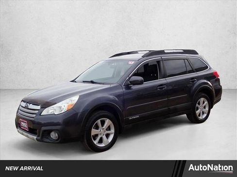 Used 2013 Subaru Outback 2.5i Limited image 1