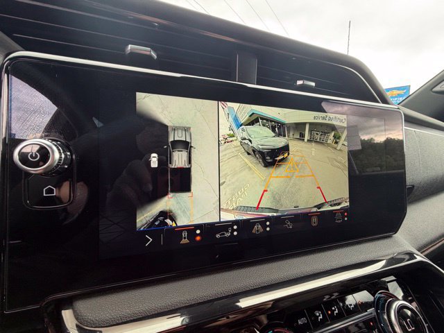 Used 2024 GMC Sierra 2500 AT4 w/ AT4 Preferred Package AWD/4WD image 23