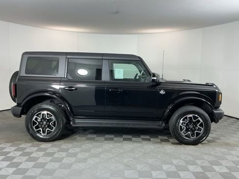 New 2025 Ford Bronco Outer Banks AWD/4WD image 4