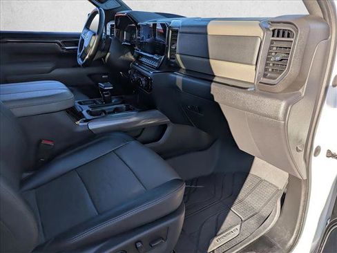 Used 2023 Chevrolet Silverado 1500 ZR2 w/ Technology Package image 20