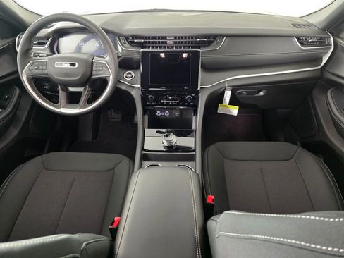 New 2025 Jeep Grand Cherokee Laredo X w/ Trailer Tow Package image 18