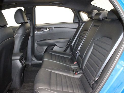 Used 2022 Kia Forte GT-Line w/ GT-Line Premium Package image 10