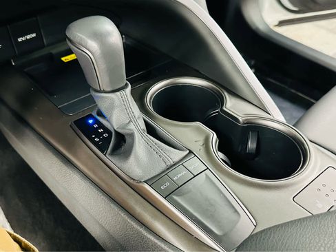 Certified 2023 Toyota Camry SE w/ Cold Weather Package image 13