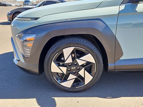 Used 2024 Hyundai Kona Limited image 7