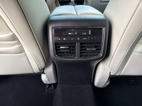 Used 2021 MAZDA CX-9 Signature image 22