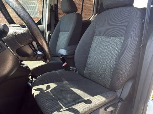 Used 2018 Ford Transit Connect XL FWD image 24