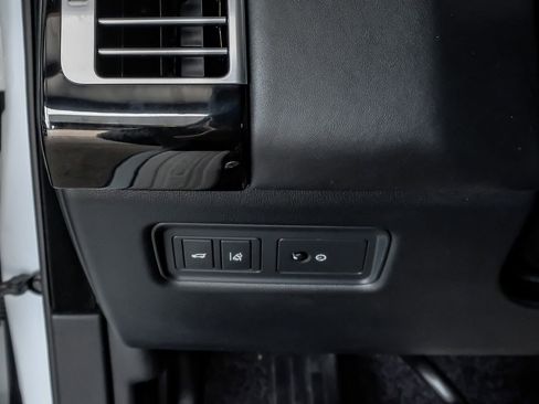 Used 2017 Land Rover Range Rover Supercharged image 27