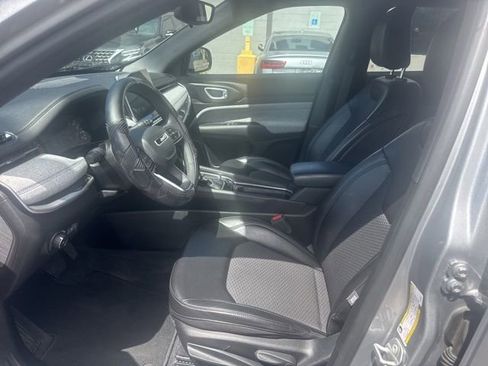 Used 2023 Jeep Compass Latitude AWD/4WD image 29