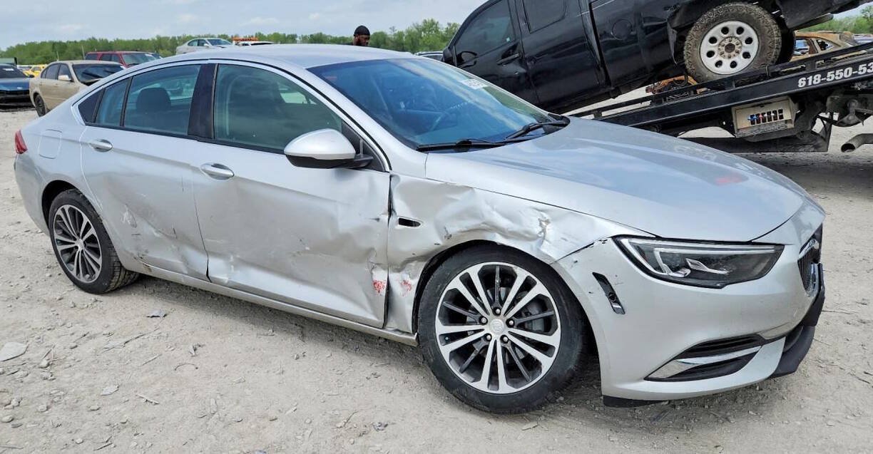 Used 2019 Buick Regal Preferred w/ Driver Confidence Package I FWD image 46