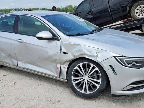 Used 2019 Buick Regal Preferred w/ Driver Confidence Package I FWD image 46