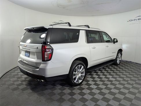 Used 2021 Chevrolet Suburban High Country image 5