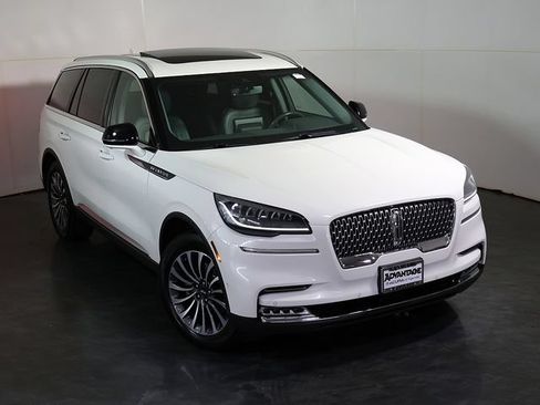 Used 2020 Lincoln Aviator Reserve w/ Equipment Group 201A AWD/4WD image 7