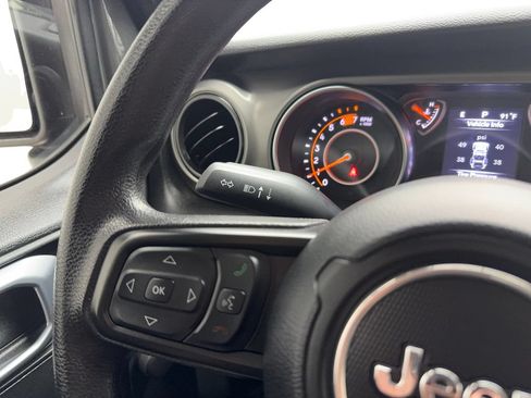 Used 2023 Jeep Wrangler Unlimited Sport AWD/4WD image 37