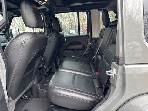Used 2023 Jeep Wrangler Sahara w/ Cold Weather Group image 18