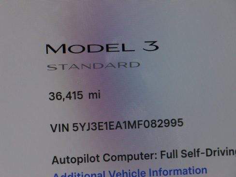 Used 2021 Tesla Model 3 Standard Range Plus image 27