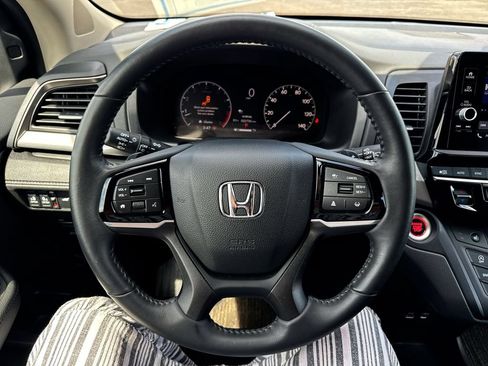 Used 2025 Honda Odyssey EX-L image 14