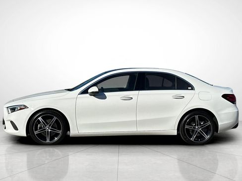 Certified 2022 Mercedes-Benz A 220 image 25