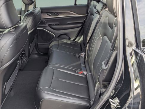 New 2024 Jeep Grand Cherokee Limited 4xe image 10