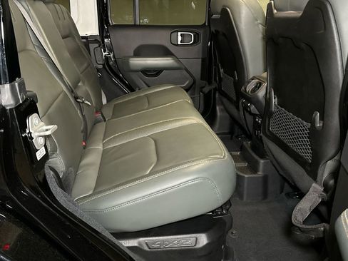 Used 2024 Jeep Wrangler High Altitude AWD/4WD image 14