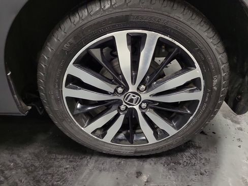 Used 2019 Honda Fit EX image 10